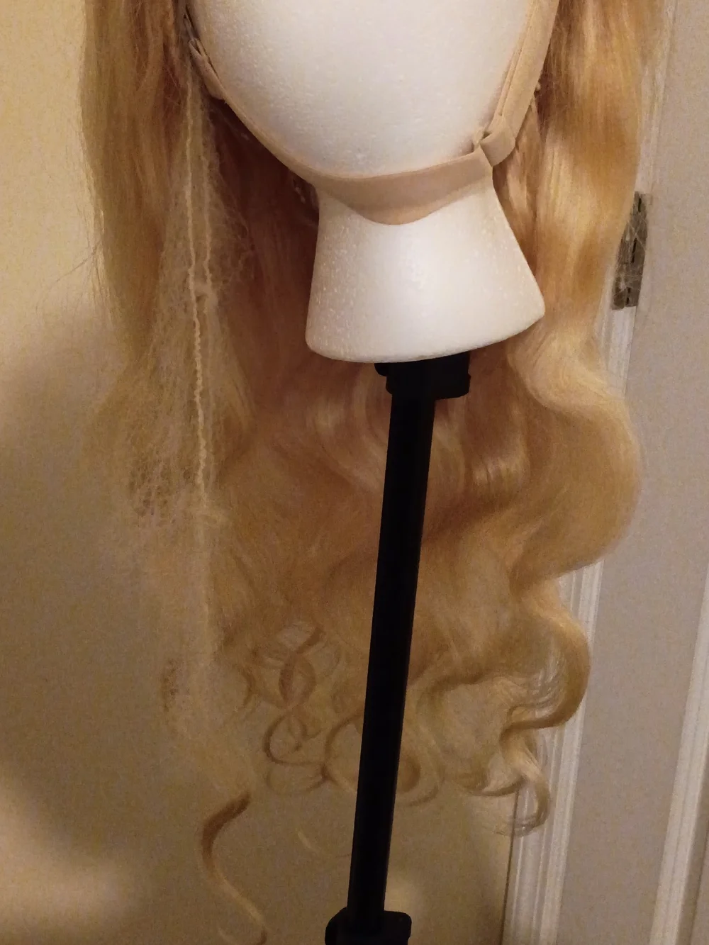Taylor Blonde Synthetic Wig Hairpiece